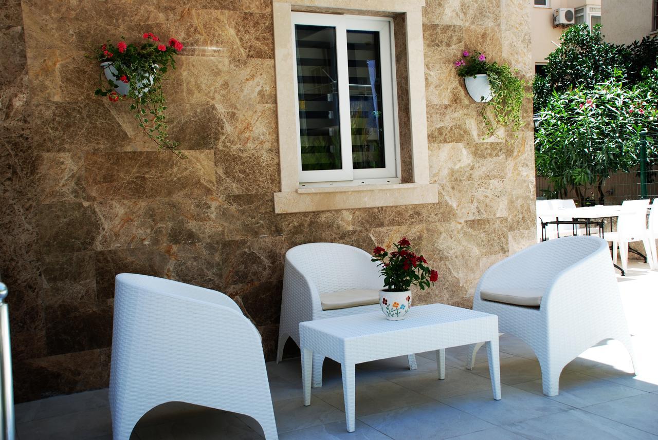 Palm Beach Otel Силифке Екстериор снимка