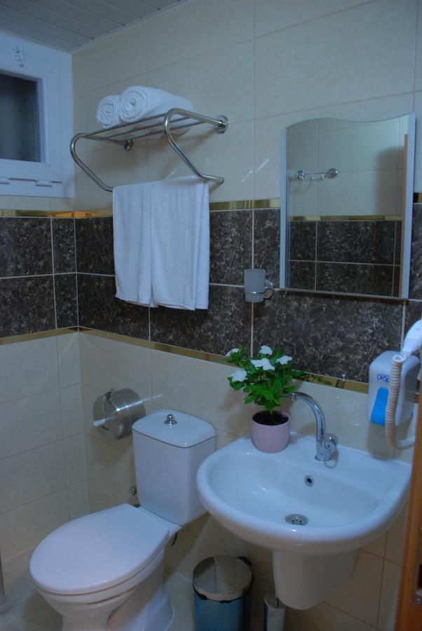 Palm Beach Otel Силифке Екстериор снимка